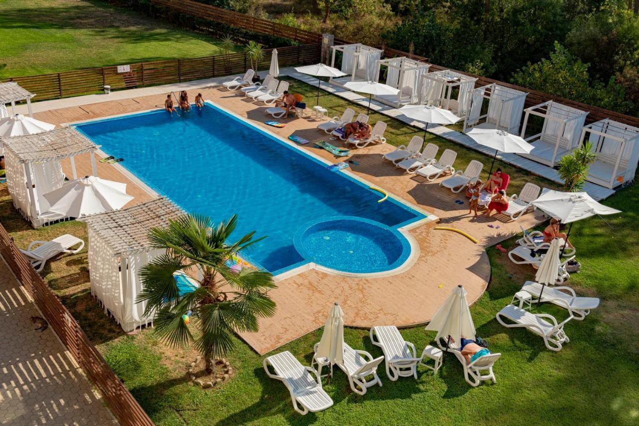 Menada Rocamar Apartments Tsarevo Exterior photo