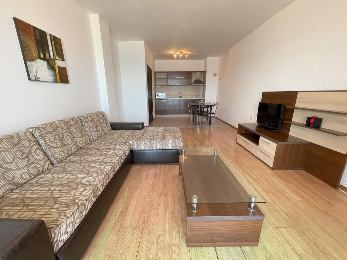 Menada Rocamar Apartments Tsarevo Exterior photo