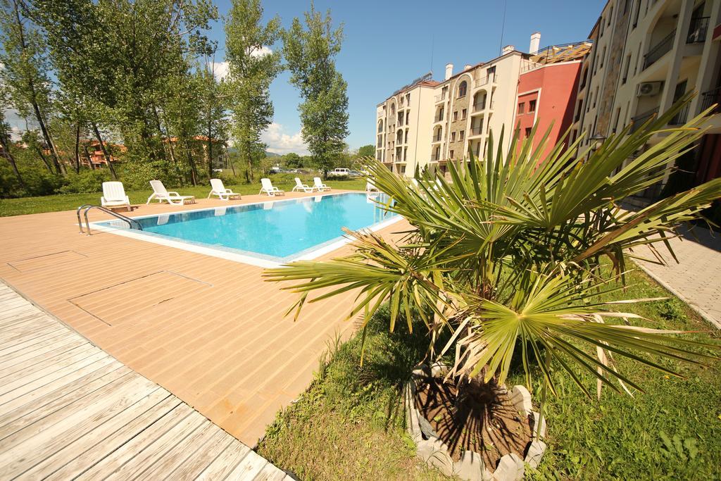 Menada Rocamar Apartments Tsarevo Room photo