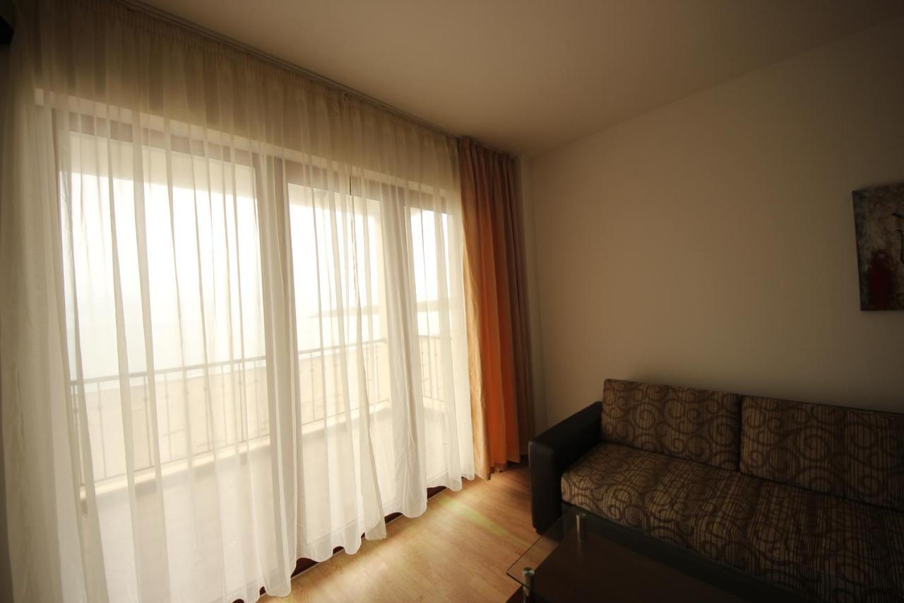 Menada Rocamar Apartments Tsarevo Exterior photo